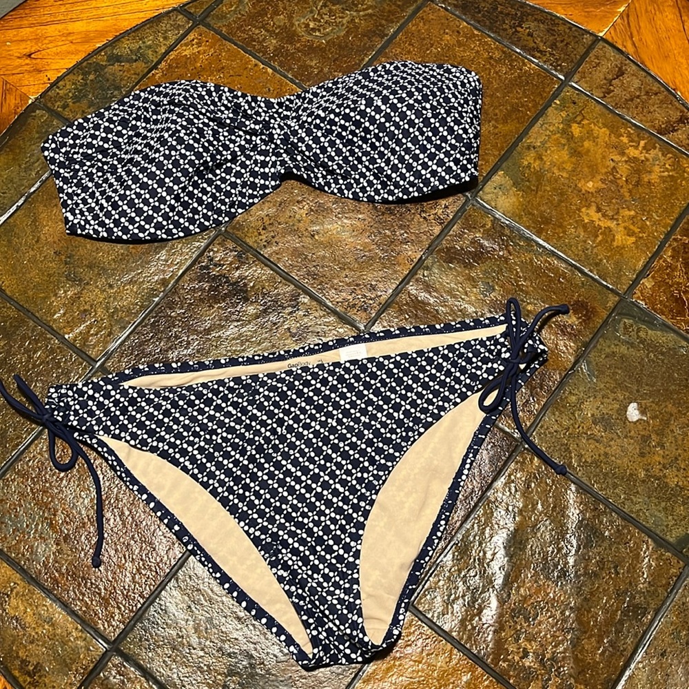 Gap 2 piece swim suit